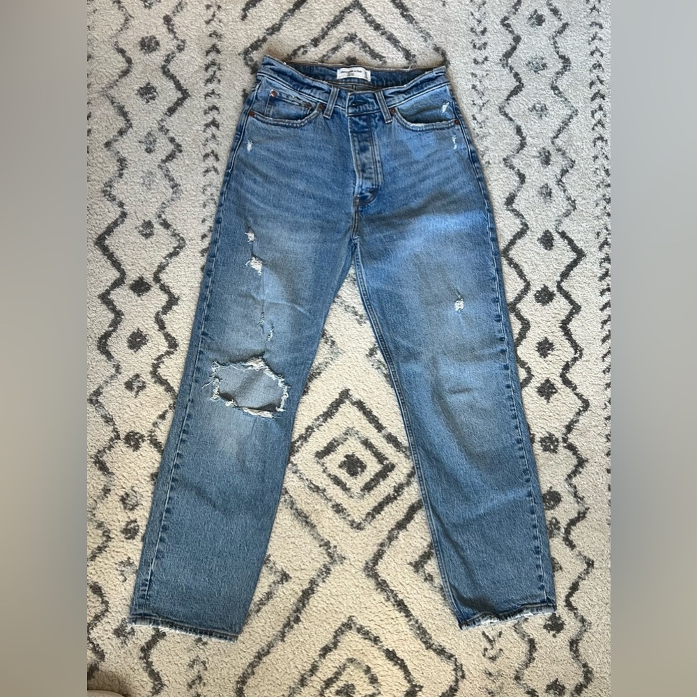 Abercrombie “The Dad” High Rise Jeans